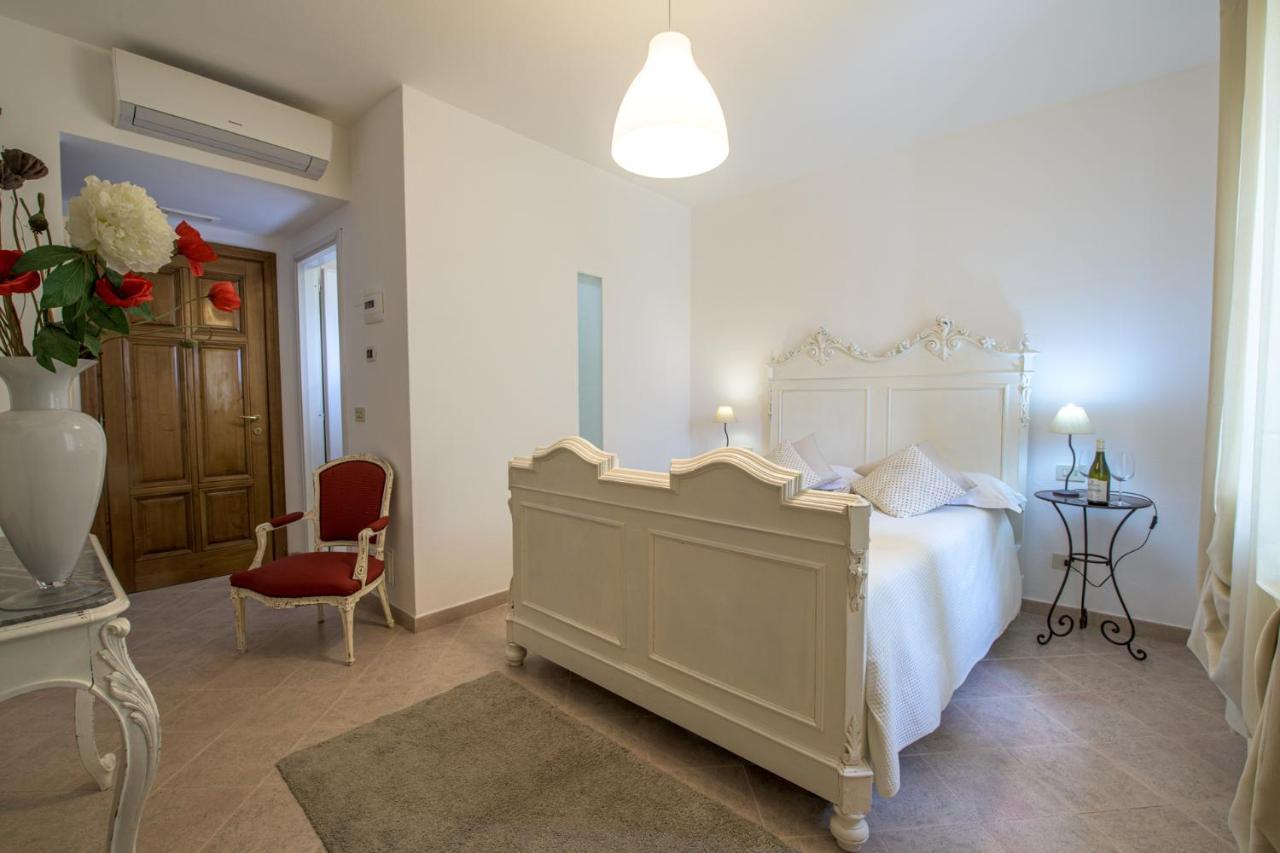 Albergo Al Castello Ґаві Екстер'єр фото