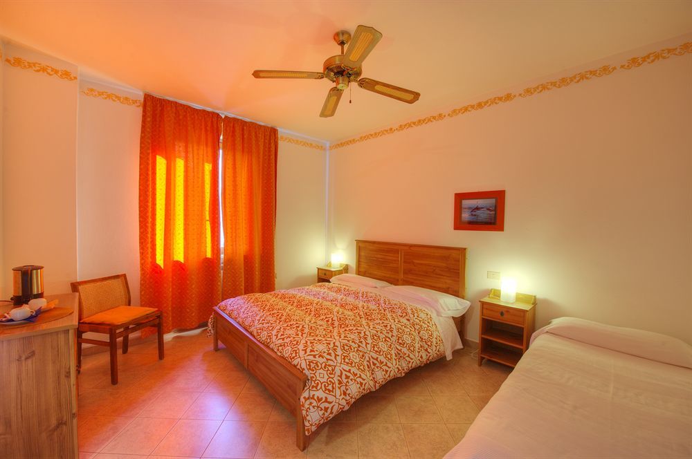 Albergo Al Castello Ґаві Екстер'єр фото